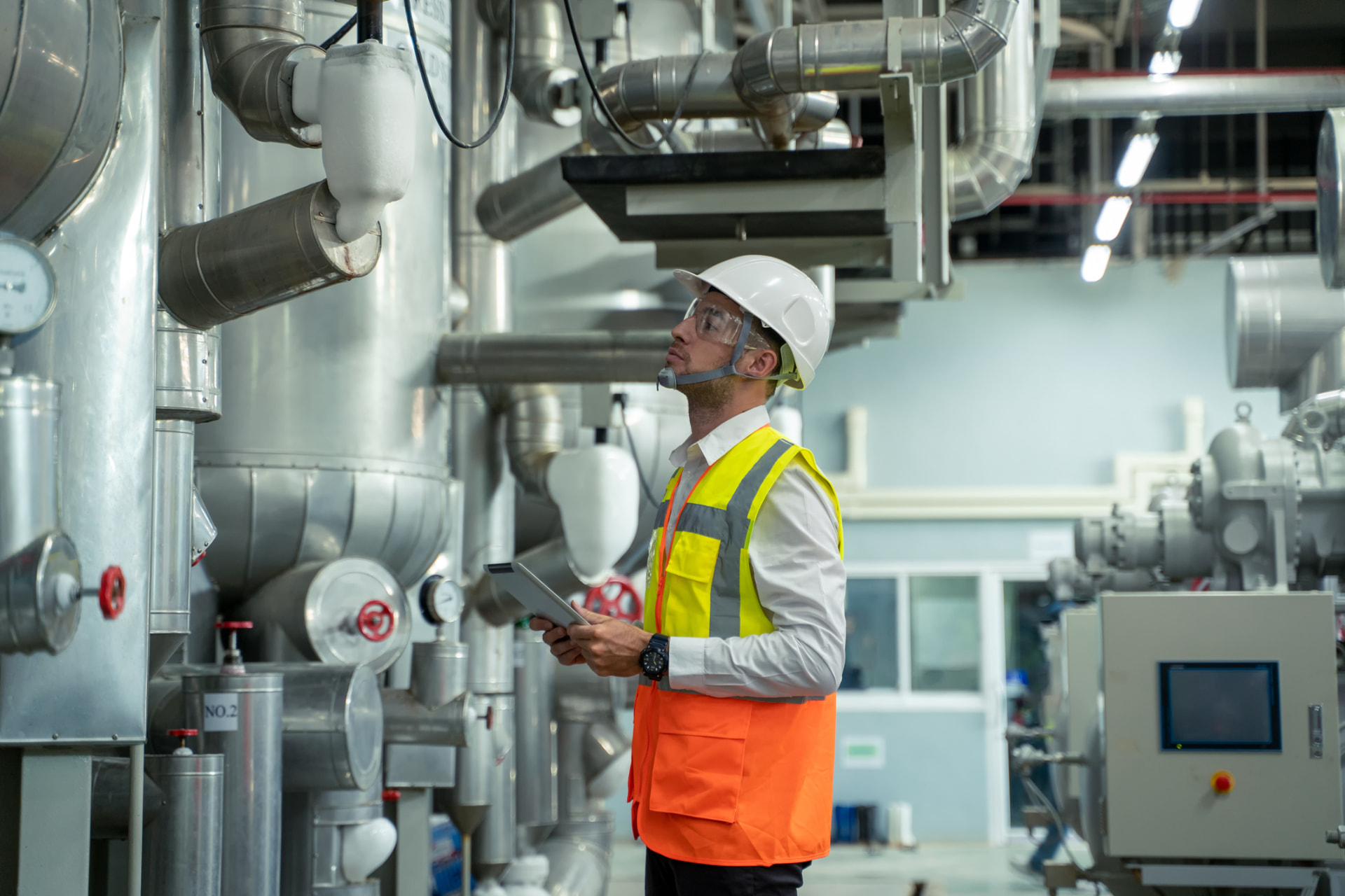 Diesel Fuelmasters technician inspecting fuel and mechanical systems at a Louisiana facility